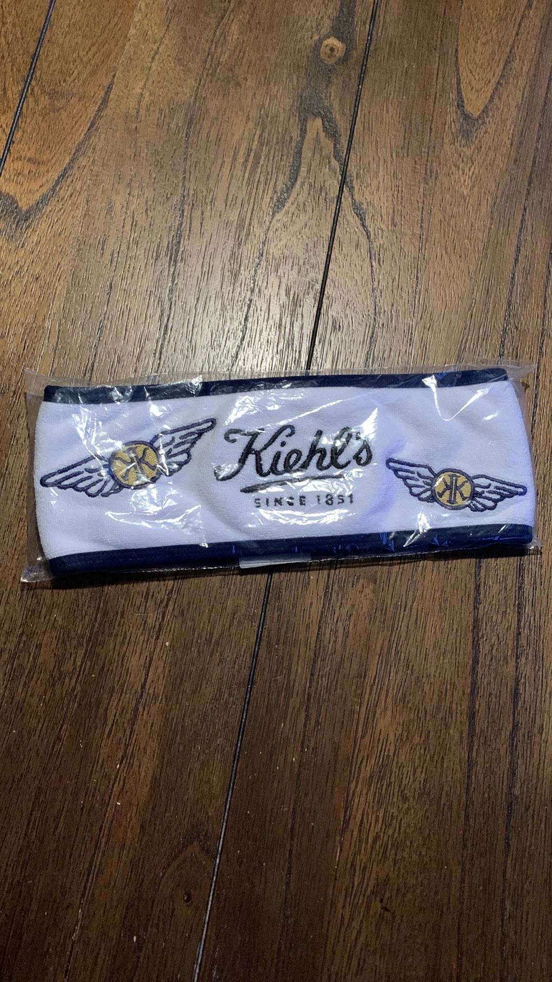 NWT Kiehl’s Towel Headband Wrap