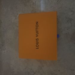 Louis Vuttion Wallet