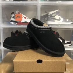 ‌UGG Classic Tasman II - Black Moccasin Slippers (Size 8.5) | 5-Star Cozy Rating‌
