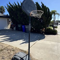 Free! Kids Basketball Hoop
