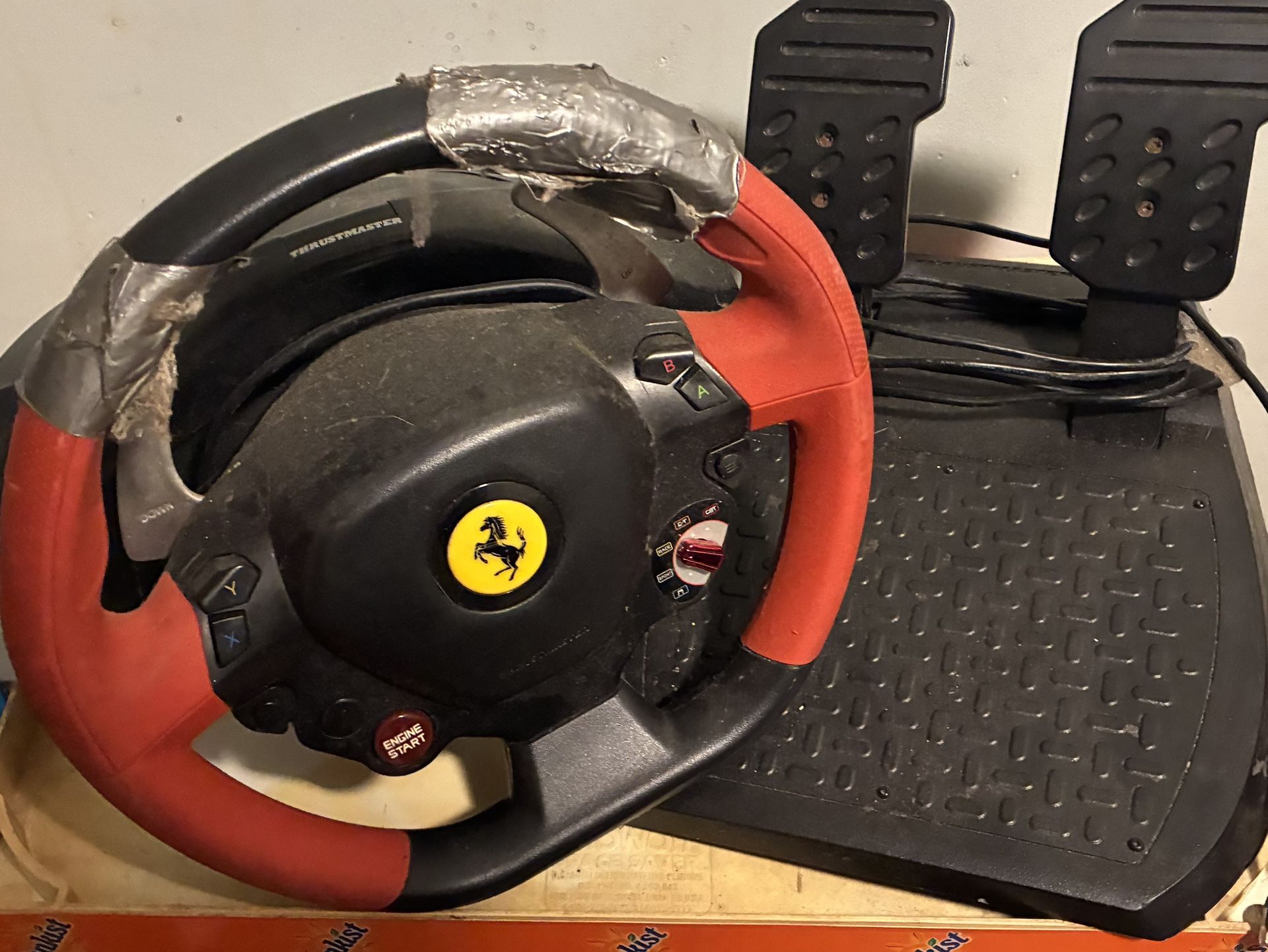 Thrust master Ferrari 458 Spider