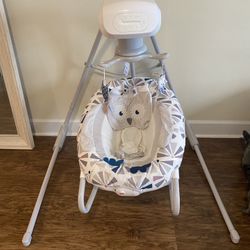 Fisher price Swing 