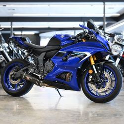 2025 YAMAHA R7