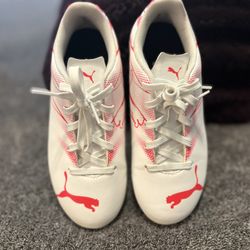 Girls Soccer Cleats Size  Kids Size 1.5