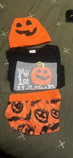 Babies first Halloween outfit