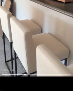 Modern Counter Height Bar Stools Set of 3 – New