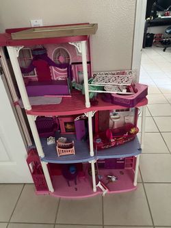 Doll house