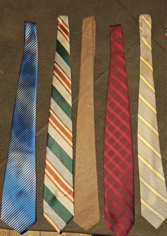 19 Men's Ties