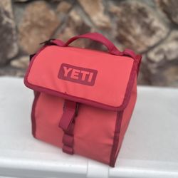 Yeti Day trip Lunch Box