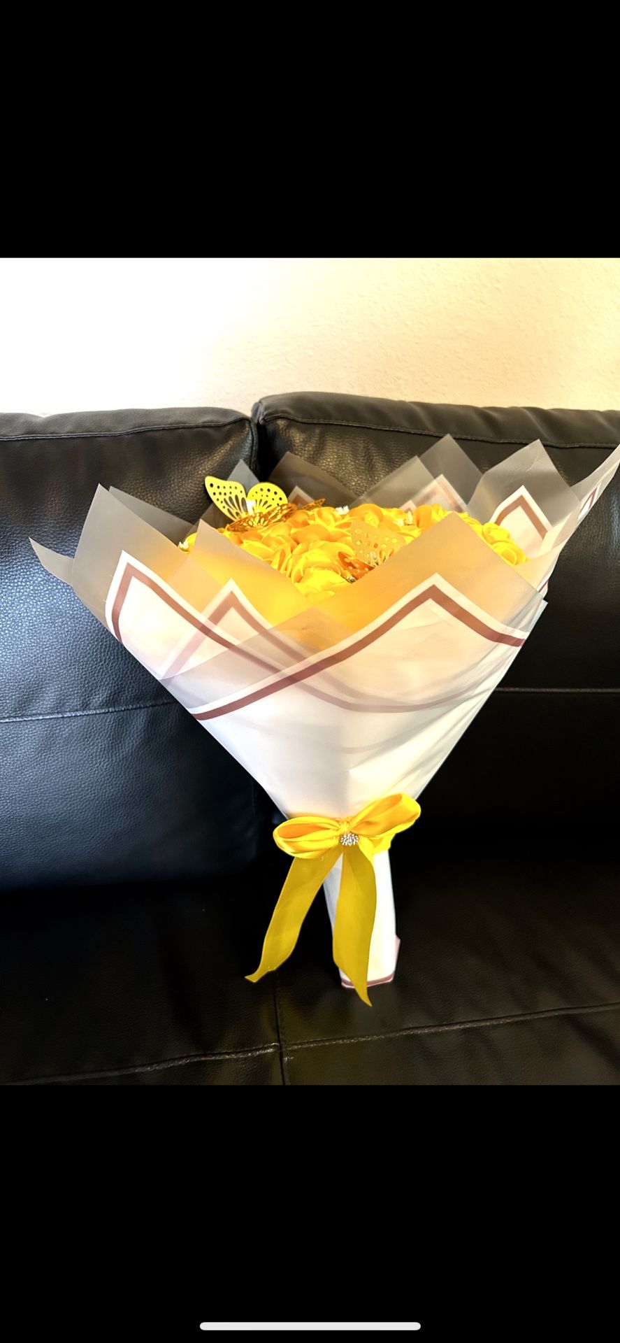 Ramo De 20 Rosas Eternas Amarillas 