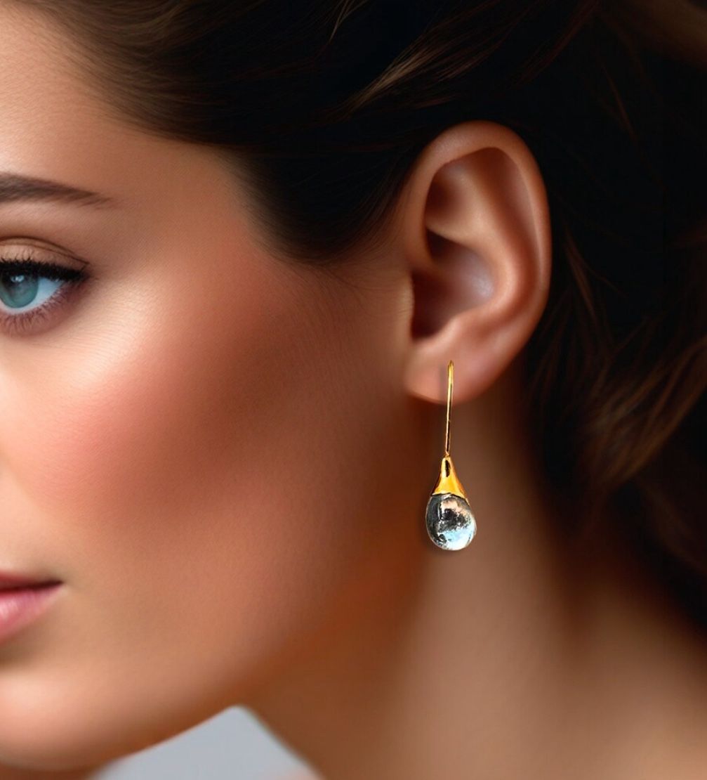 New Gold tone and Blue Teardrop Glass Cabochon Crystal Earrings Women’s wedding