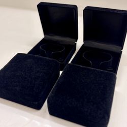 All for 15$ - Premium black suede bracelet box