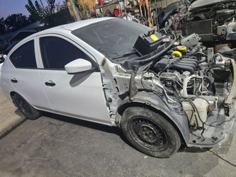 2016 Nissan Versa