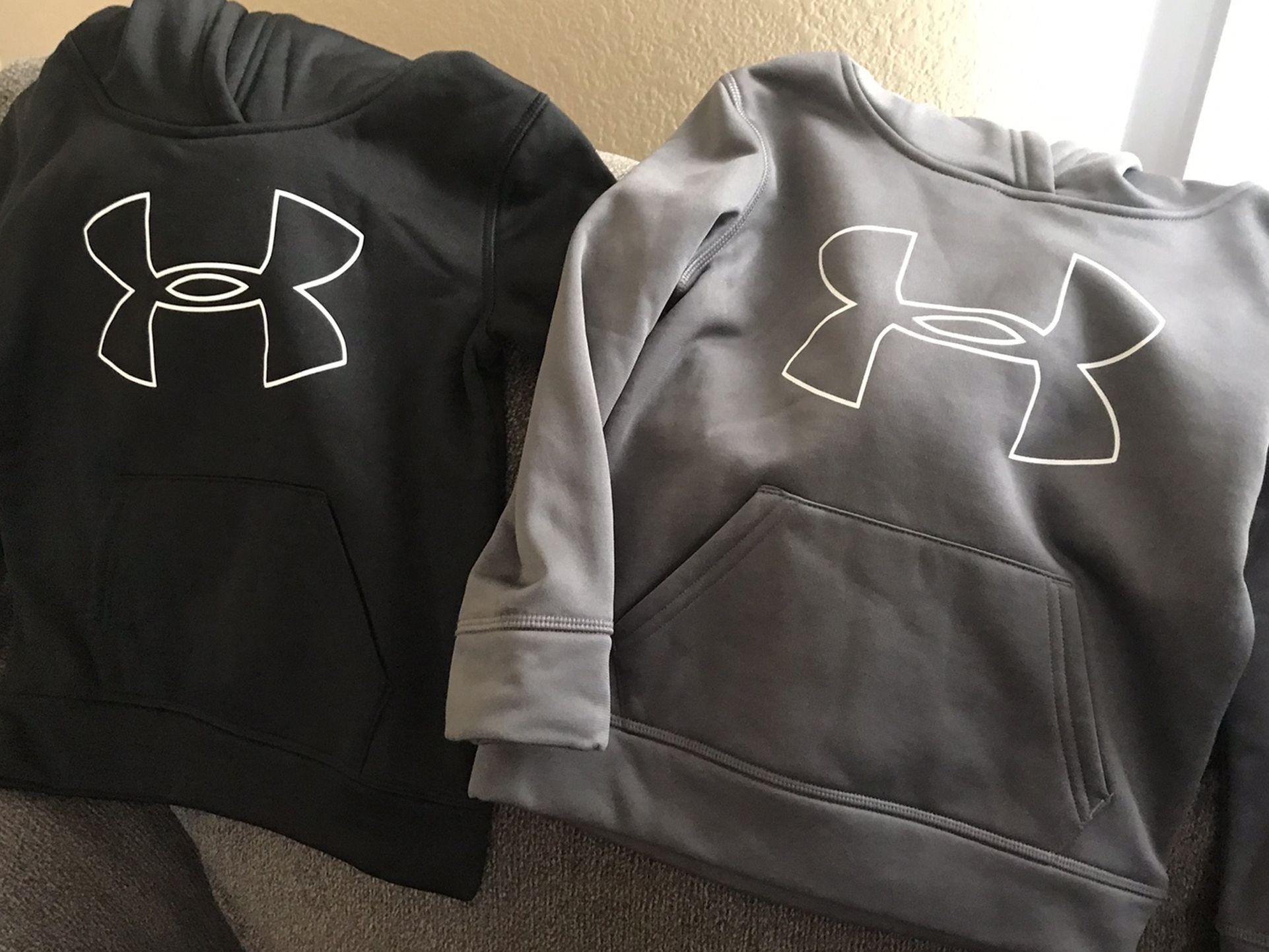 Under armour Sweaters Size 4 Boy