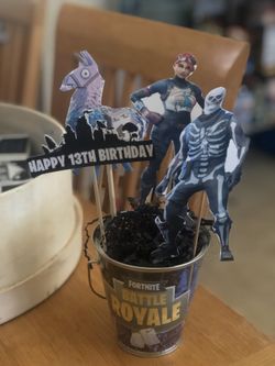 Fortnite party centerpiece