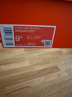 Women’s Nike Metcon 5 size 9.5