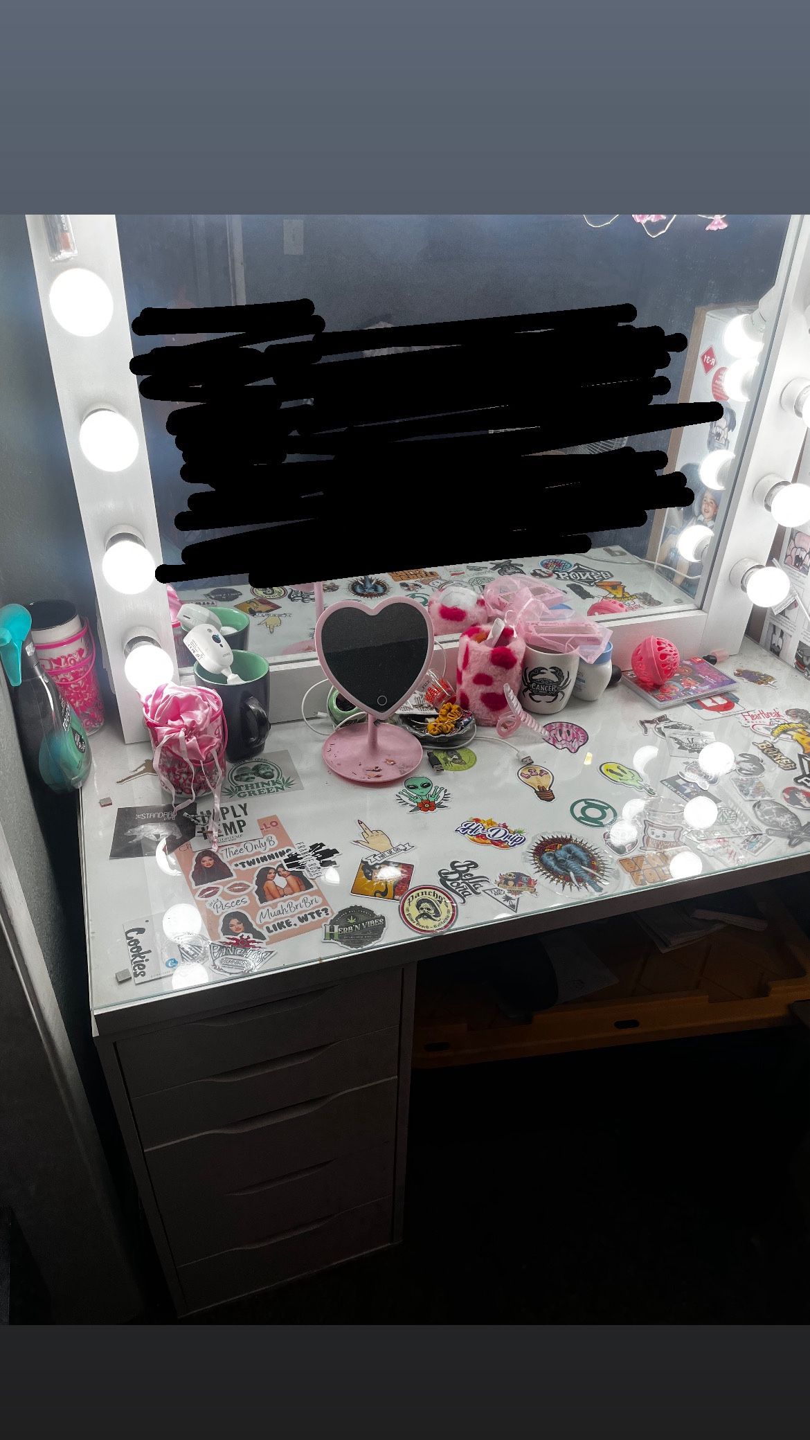 LED Light Makeup Vanity