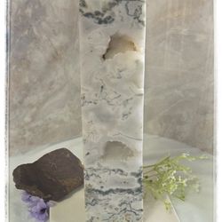 Moss Agate Tower: 10.5" Druzy Pockets, Natural Stone Specimen
