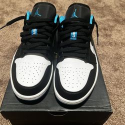 AIR JORDAN 1LOW SE BLACK/BLACK-LASER BLUE-WHITE | MENS 11
