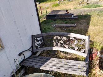 All Kinds Of Yard And Garden Accessories And Knick Knacks