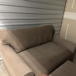 Love Seat & Footrest 