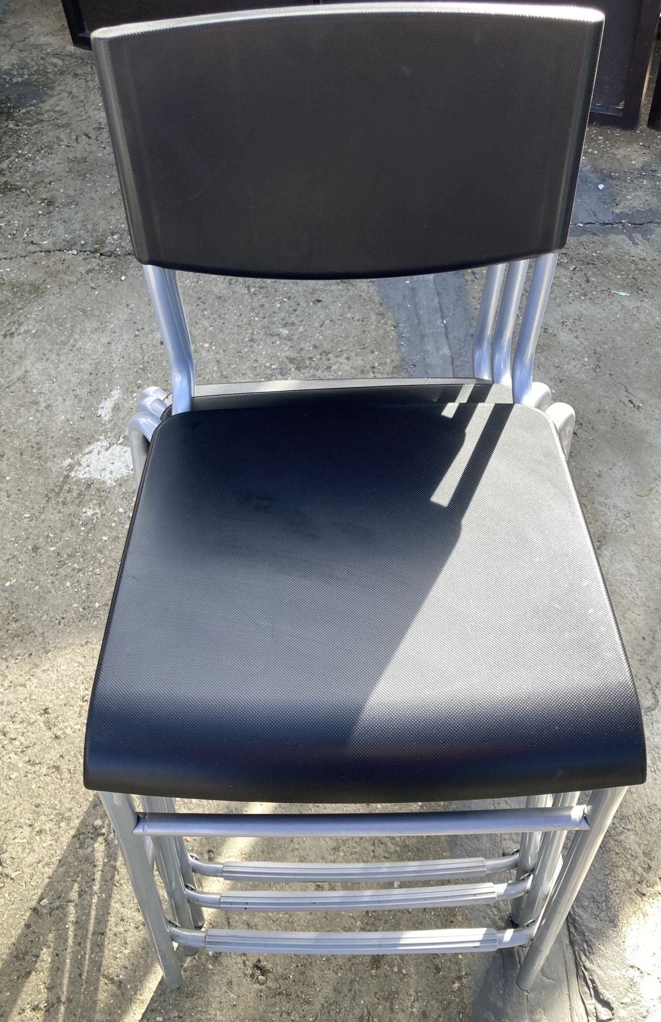 3 Bar Stool Chairs