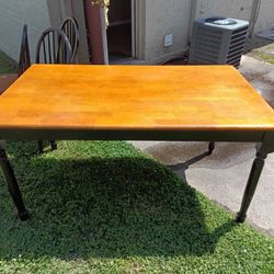 Dining Room Table Wood And Black W 3 Chairs