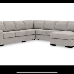 Sectional Couches 