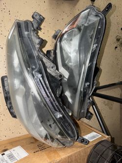 Nissan Sentra Headlights