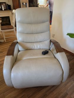 Power Recline Chair with Wood Armrests
