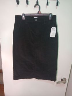 TIME AND TRUE Black Cotton Straight Skirt