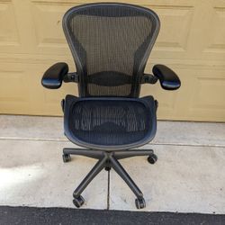 Herman Miller Aeron Office Chair Size B
