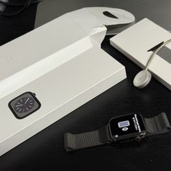 SERIES 8 45mm Gps & cellular unlocked 