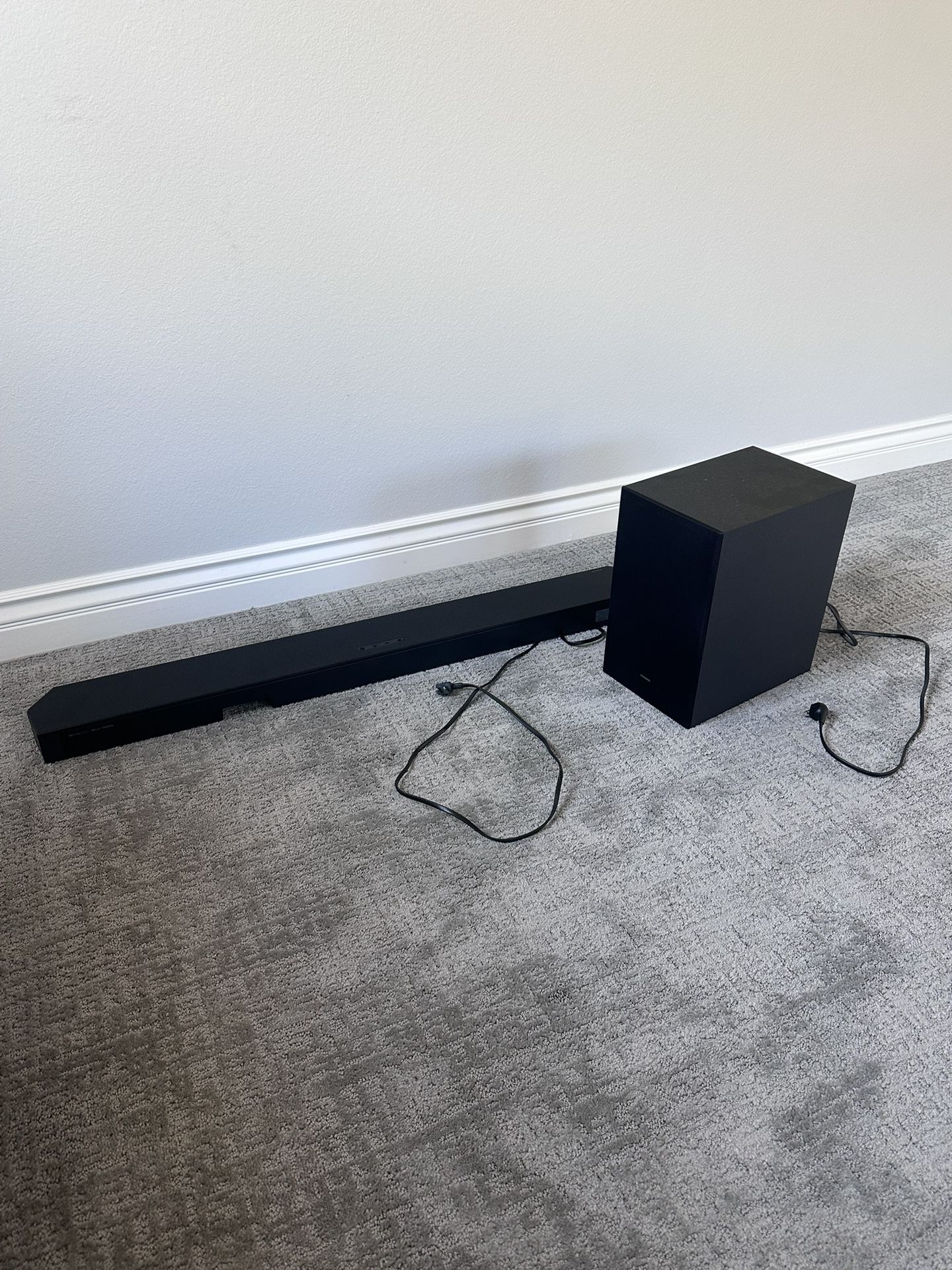 Samsung Dolby Atmos 3.1.2 Soundbar And Subwoofer