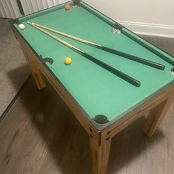 Mini Pool Table