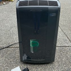 11,000 BTU DeLonghi Air Conditioner