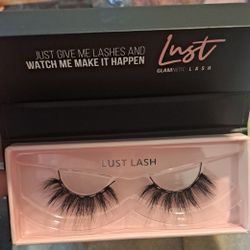 Glamnetic Eyelashes 