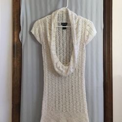 Wet Seal Juniors Medium Off-White Crochet Top