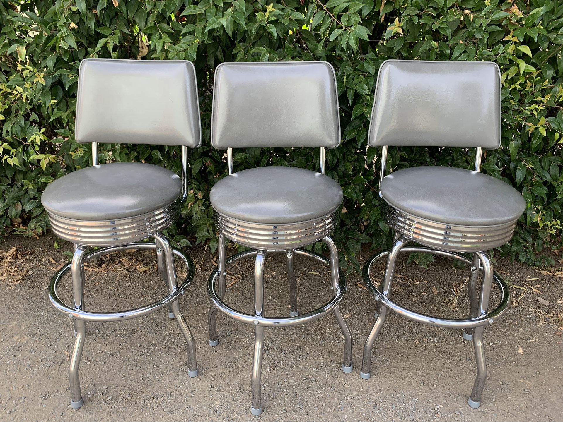 3 Swivel Diner Stools