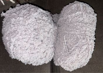 Bernat Sheepy Yarn 250g Light Gray
