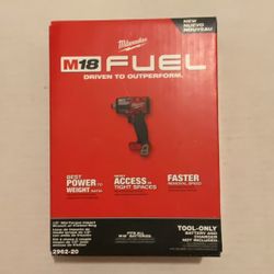 Brand New Milwaukee M18 Fuel Brushless 1/2” Impact Wrench Mid Torque.       180 Firm on Price.     180 Firme en Precio.
