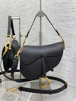 Black Saddle Purse