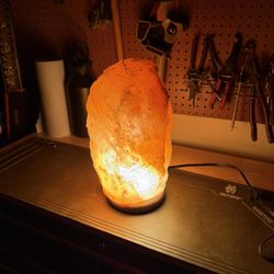 Mineral lamp
