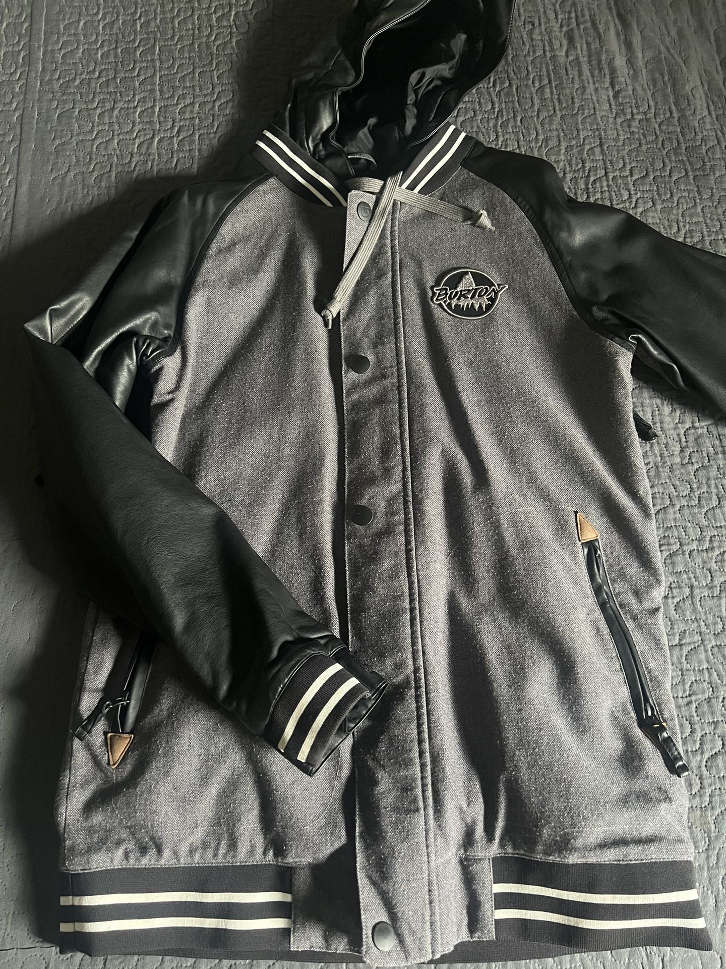 Burton Snow Jacket Adult Size Small 