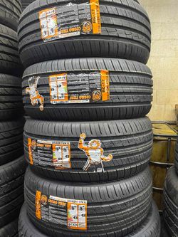 235/45R17 Cosmo Tire – Premium All-Season Performance & Durable Tread