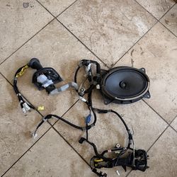 2010-2015 Toyota Prius Left Driver Side Front Door Interior Harness Wires Wiring | (contact info removed) | Genuin