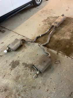 2015-2017 Ford Mustang 2.3L Exhaust Muffler Resonator Pipes Assembly OEM