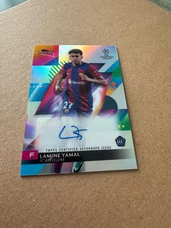 Lamine Yamal Topps Finest RC Auto Champions League