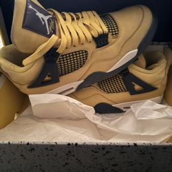 Air Jordan Lightning 9.5size 