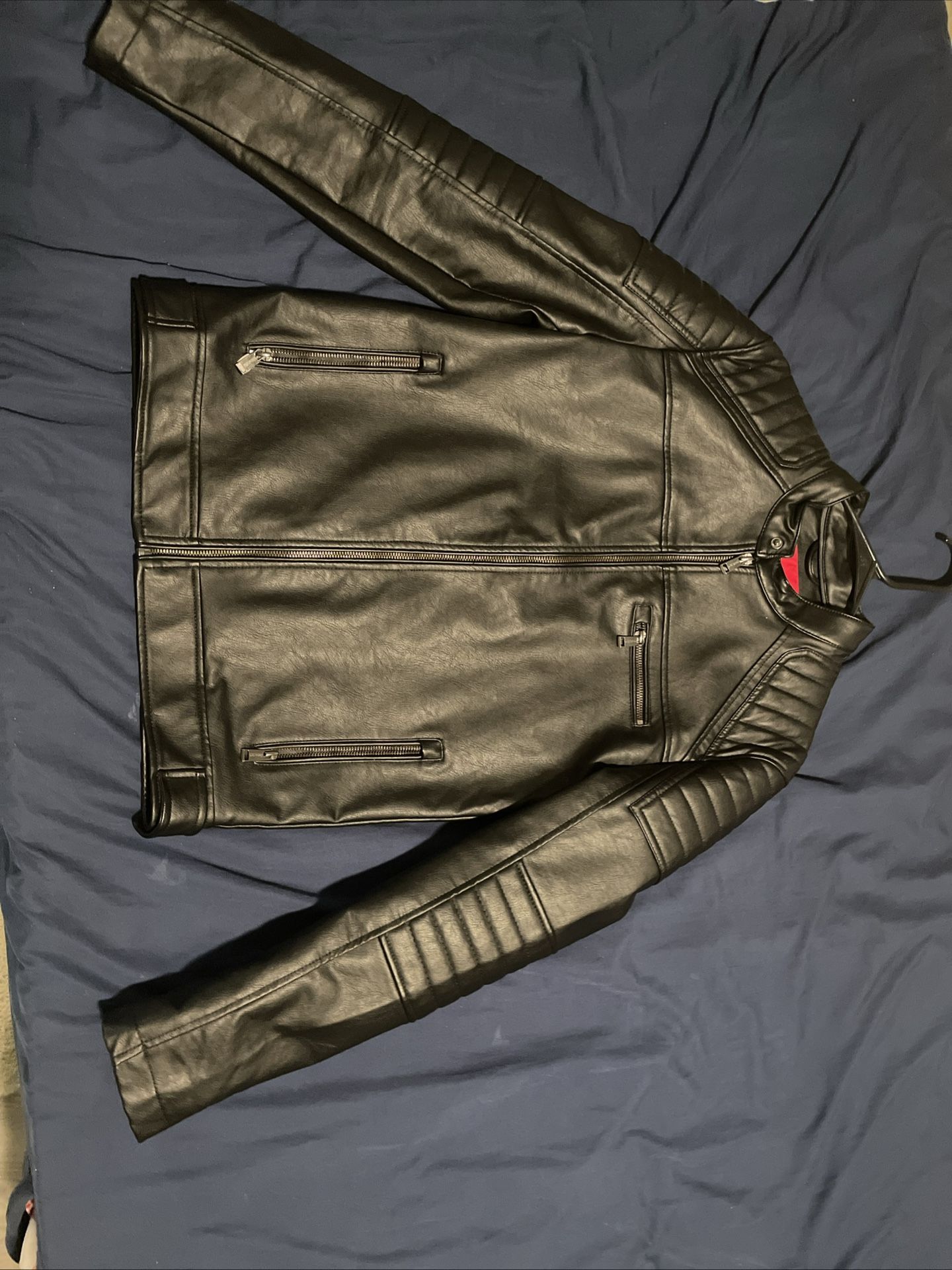 Guess Men’s Black Leather Motorcycle Jacket Size Small